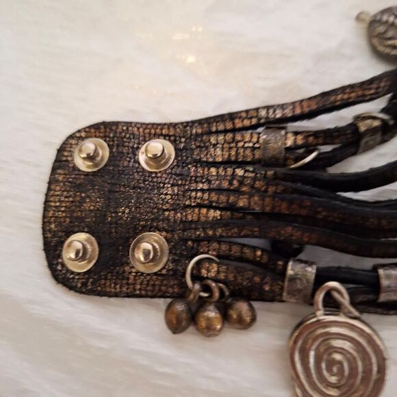 A Woman's Leather Cuff Bracelet Charms Steampunk Strappy Grunge Streetwear - Picture 5 of 11